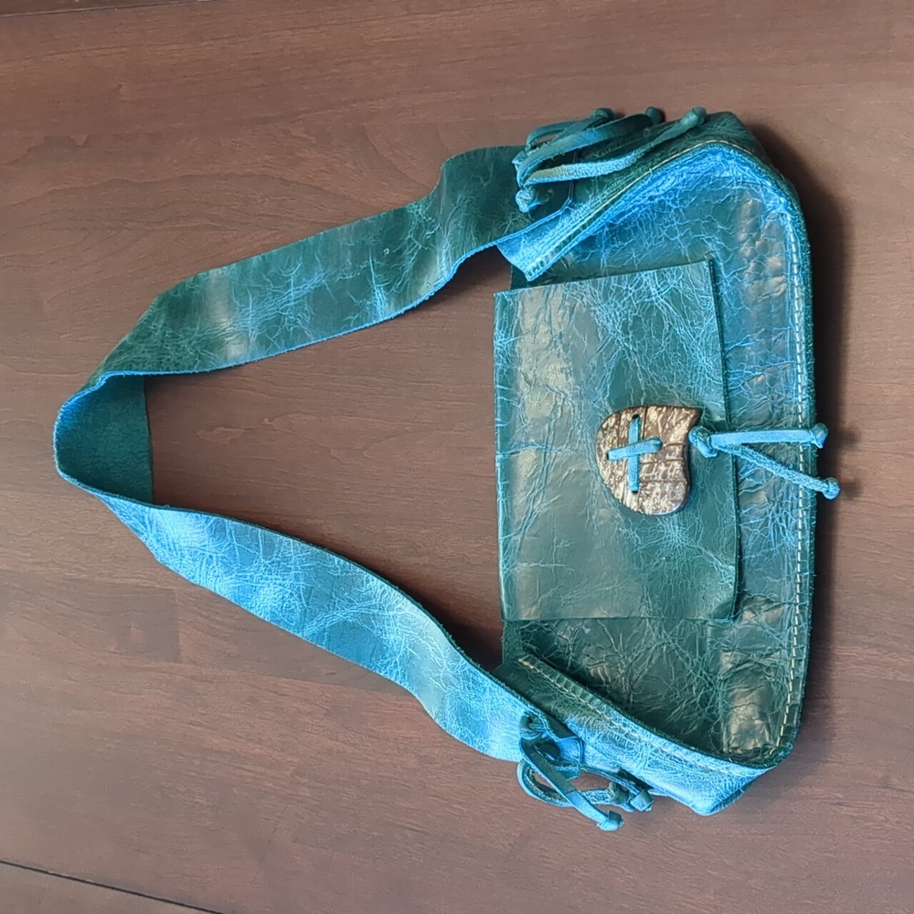 Like New Sulay Handmade Turquoise Leather Handbag Purse
